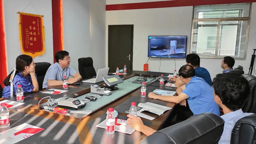湖南省特種設備管理協會、長沙宏特公司等領導、專家一行來公司考察交流